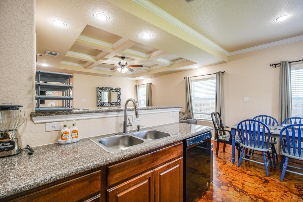 San Antonio Townhome About 2 Mi To Aquarium! Dış mekan fotoğraf